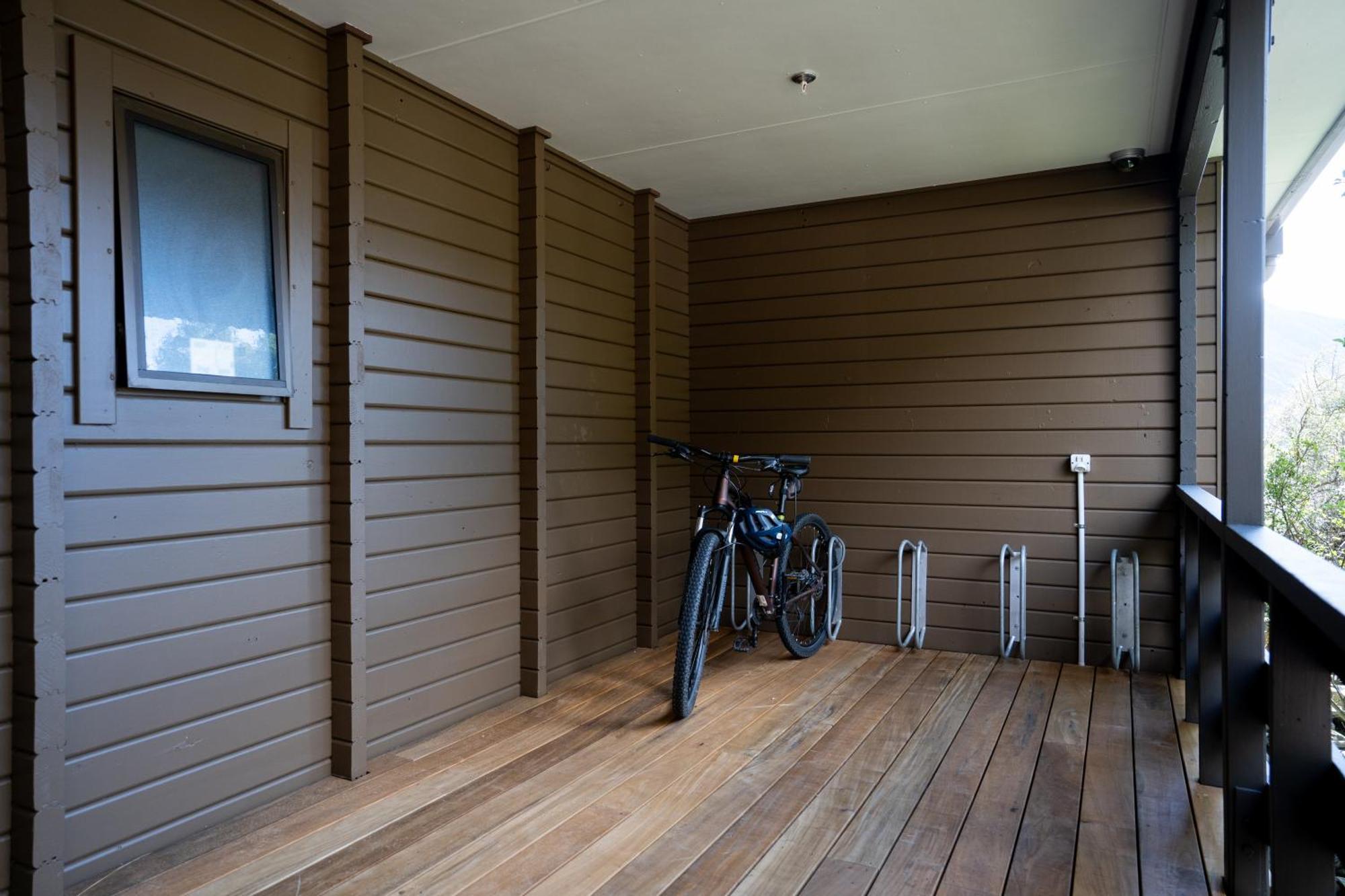 Haka House Aoraki Mt Cook Hostel Aoraki / Mount Cook Exterior photo