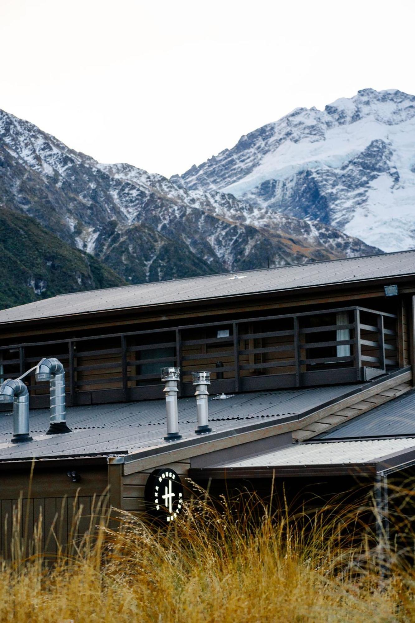 Haka House Aoraki Mt Cook Hostel Aoraki / Mount Cook Exterior photo