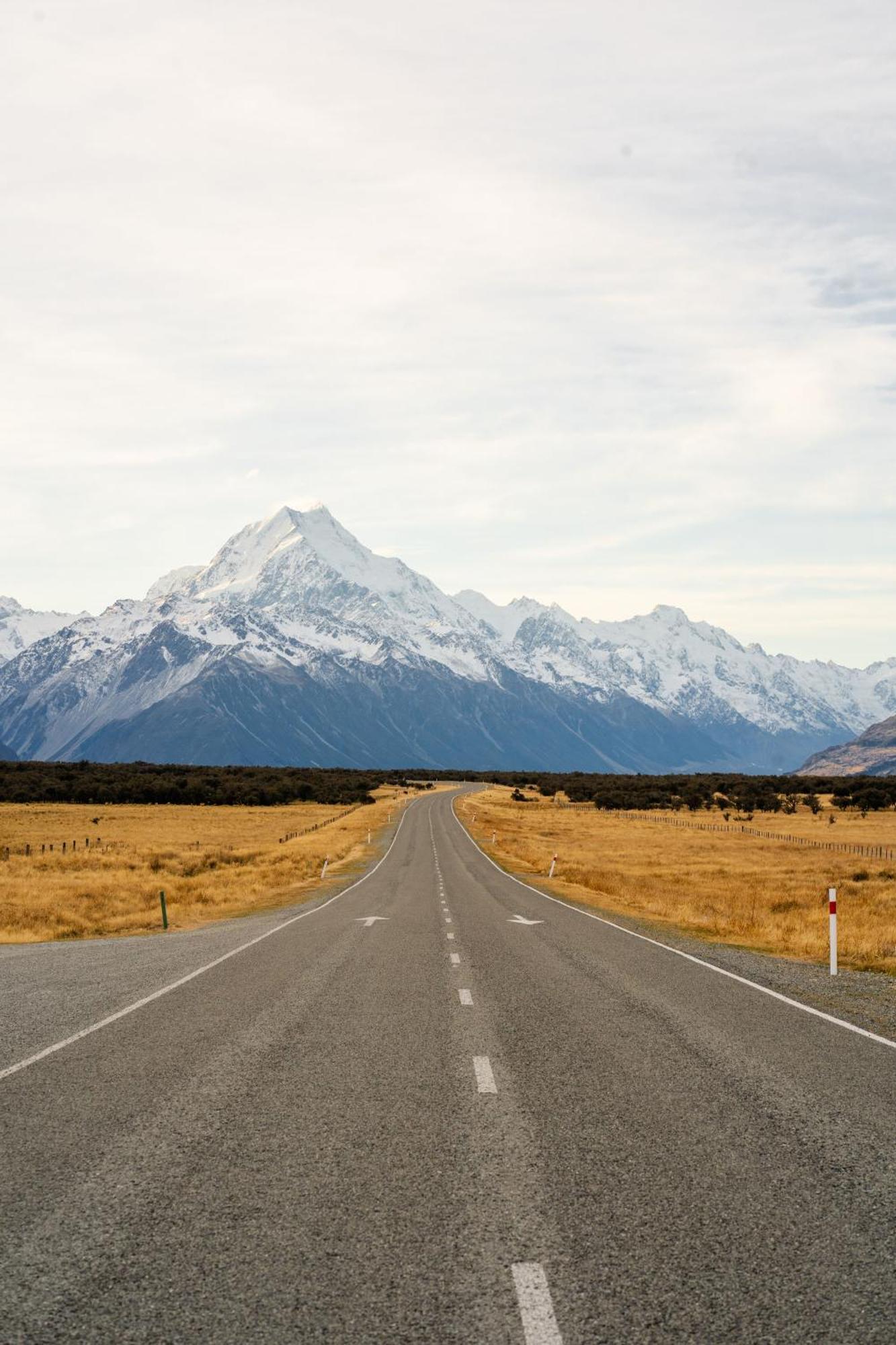 Haka House Aoraki Mt Cook Hostel Aoraki / Mount Cook Exterior photo
